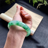 Zheru Jewelry Natural Burmese Jadeite Light Green Flower Bracelet