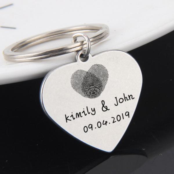 FLYANGEL Fingerprint Heart Keychain Engraved Name Date Keyring for Couples
