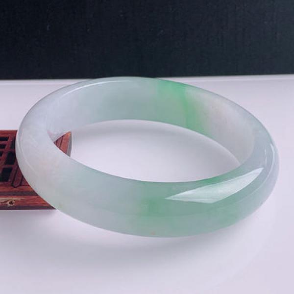 Zheru Jewelry Natural Green Two-Color Burmese Jadeite 54mm-64mm Bracelet