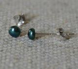 Freshwater Pearl Stud Earring 3.5-4mm Tiny Pearls Fine Jewelry