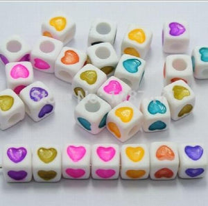 200pcs 7X7mm Acrylic Beads Love Heart Beads for Jewelry Access