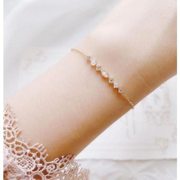 Japanese Opal Retro Geometric Diamond Bracelet, Gold-Plated Ins Wind High Value