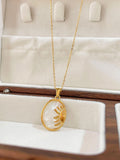 Peri'sbox Mother of Pearl Sun Pendant Necklace