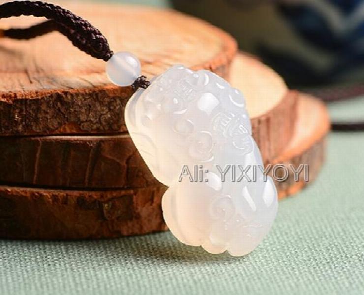6pcs Handwork Green Red Agate Jade Carved PiXiu Lucky Pendant Necklace