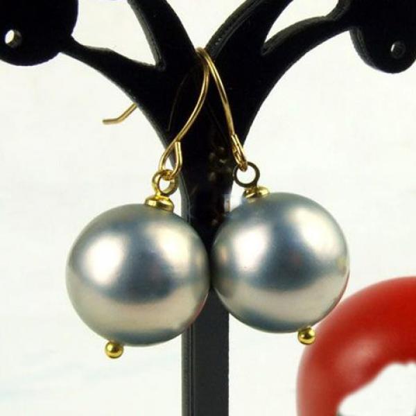 Grey Silver South Sea Shell Pearls Beads Earring