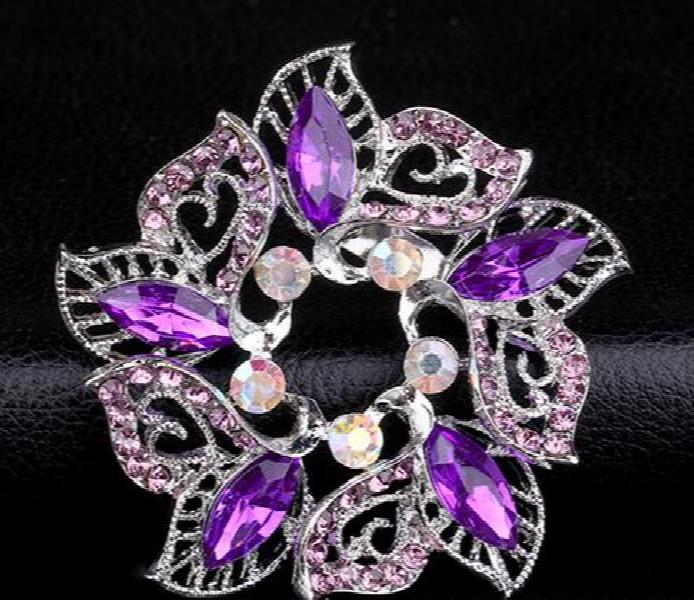 Creative Flower Brooch Jewelry For Women/Men Metal Scarf Pin Wedding Gift