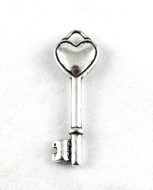 90PCS Tibetan Silver Heart Key Charm 43mm