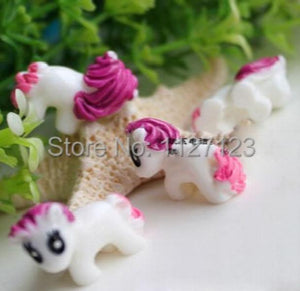 30pcs Resin Horse Stuffings for Glass Globe Pendant, Make a Wish Necklace