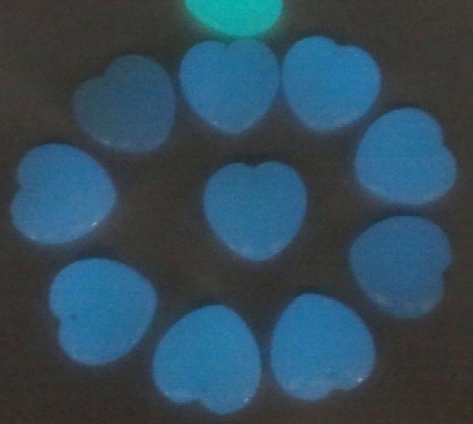 Glow in the Dark Quartz Crystal Moonstone Heart Pendant 24pc