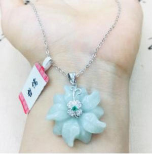 Burmese Ajadeite Sun Flower Pendant Necklace 925 Sterling Silver Lady Jade Chain