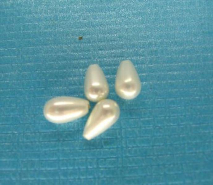 Shell Pearl Teardrop Beads 7x5mm - Set of 4