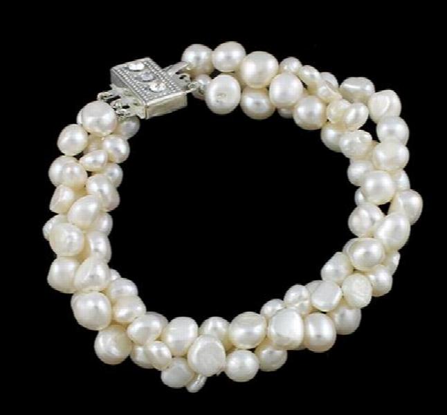 Men's Freshwater Pearl Bracelet with Natural Pearl Clasp