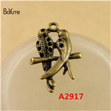 BoYuTe 100Pcs Parrot Pattern Antique Bronze Charms Pendant