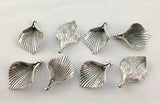 60PCS Tibetan Silver Lined Flower Petal Beads