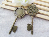 50pcs Filigree Heart Key Pendant Charm/Base Setting Tray 20mm Cabochon DIY
