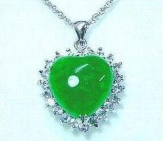 Heart-Shaped Silver Plated Necklace Pendant Set