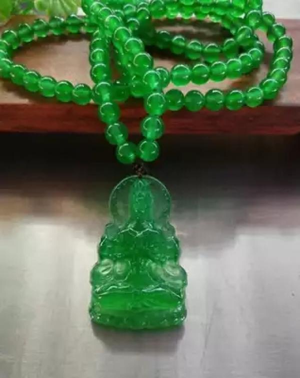 Green Guanyin Jade Pendant Necklace for Men and Women