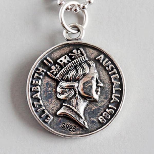 Vintage 925 Sterling Silver Dollar Coin Pendant Necklace