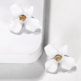 Kpop Wild Flower Earrings Sweet Romantic Pearl Alloy Women Earrings