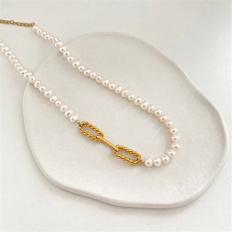 Glass Pearl Necklace for Women Elegant Clavicle Chain Jewelry