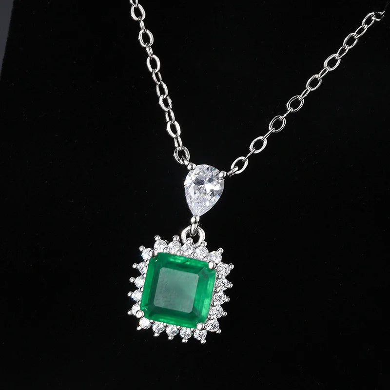 Colorful Treasure Set Emerald Pendant Collar Chain Necklace