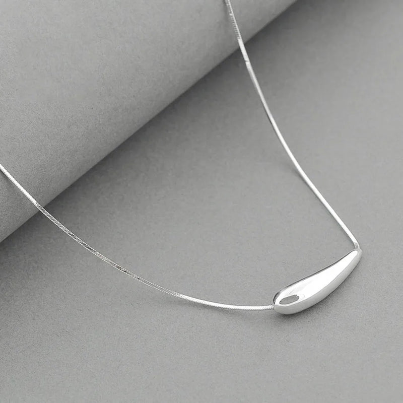 s925 Sterling Silver Ladies Pendant Necklace Extravagant Holiday Gift