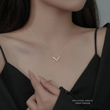 925 Silver Geometric Line Pearl Necklace Women's High-End Jewelry