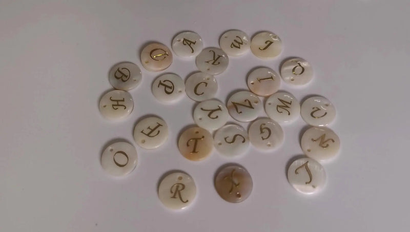 Drilled Shell Pearl Beads Mother of Pearl Round Alphabet Pendant