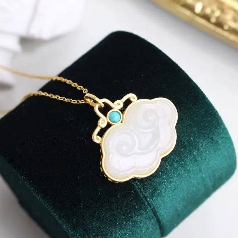 Chinese Retro Silver Inlaid Chalcedony Pendant Necklace