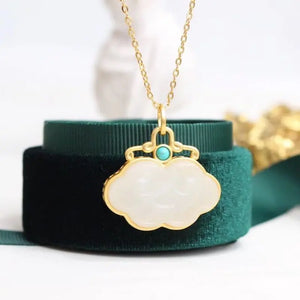 Chinese Retro Silver Inlaid Chalcedony Pendant Necklace