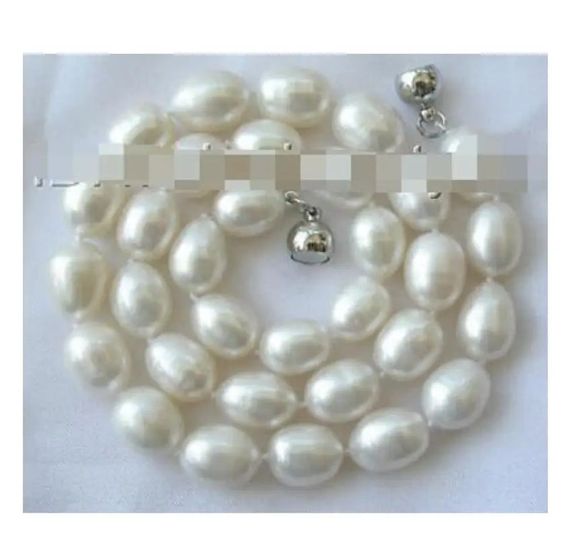 Stunning 10-11mm Freshwater Pearl Necklace