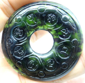 Chinese Green Stone Hand-Carved Amulet Pendant for DIY Jewelry Making